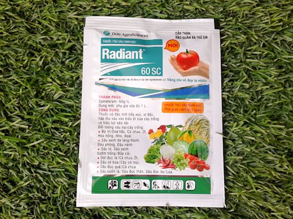 Thuốc trị bệnh đục thân trừ sâu sinh học Radiant 60SC