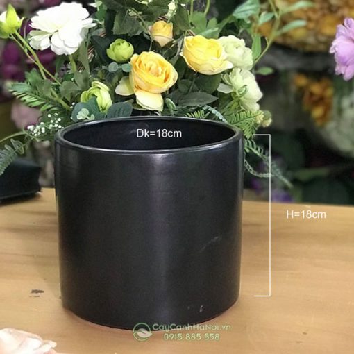 Chậu sứ dạng cốc đen gốm Bát Tràng ĐK 18cm